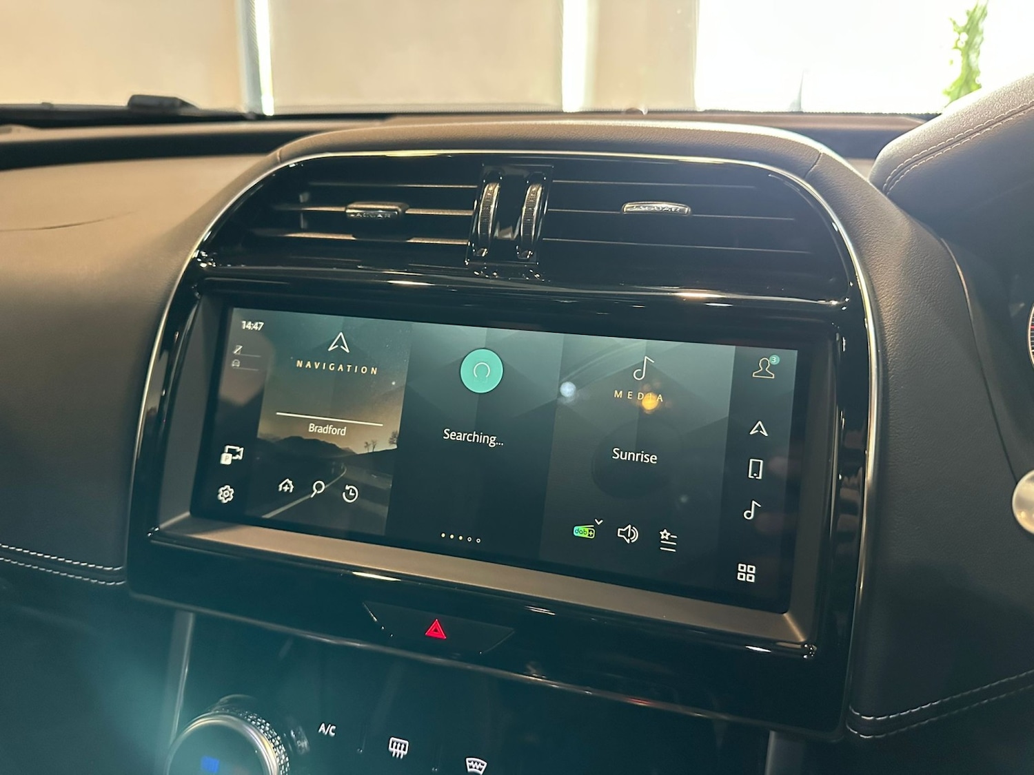 Used Jaguar XE 2023 for sale - 78182873: Photo 30