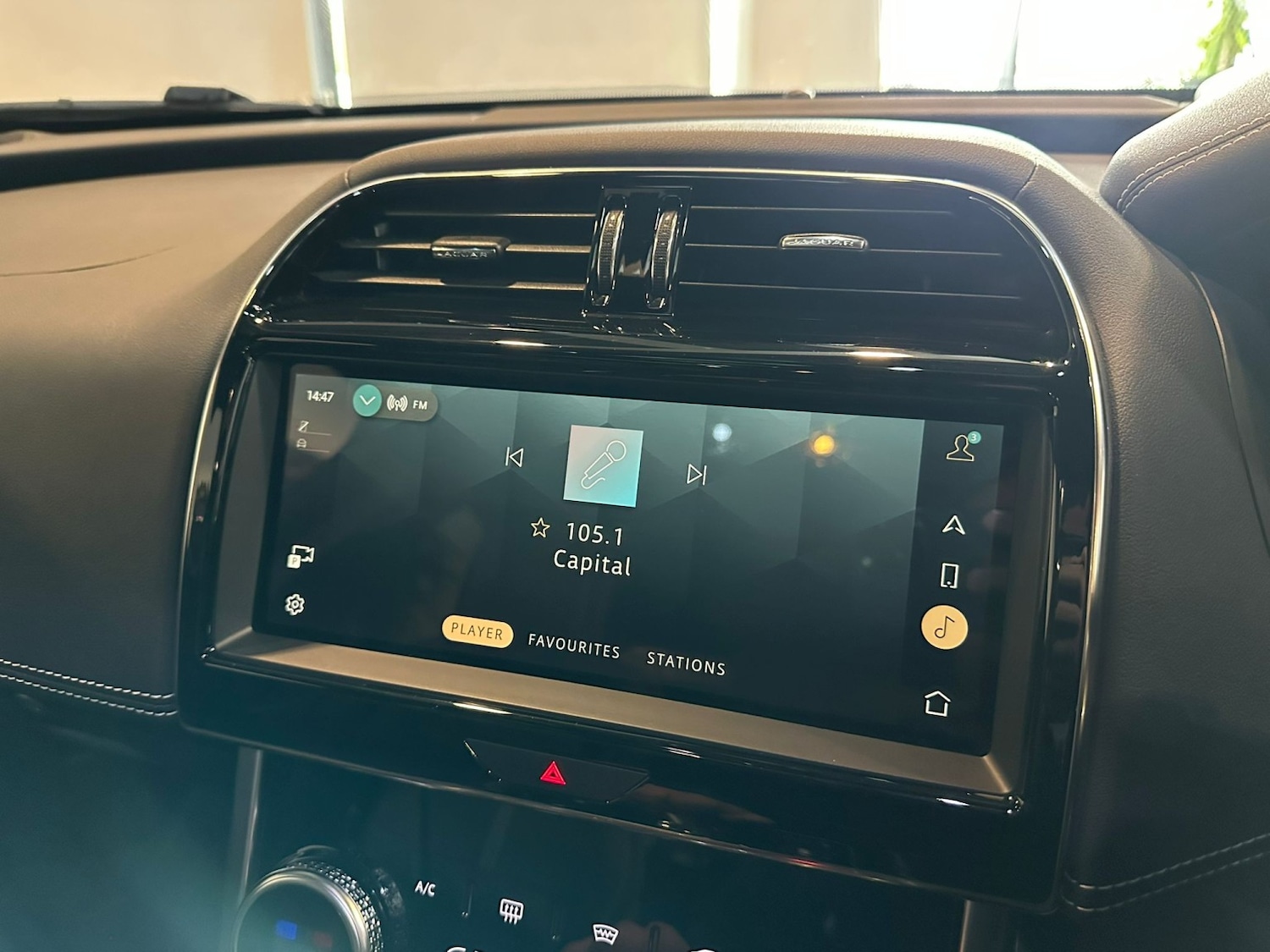 Used Jaguar XE 2023 for sale - 78182873: Photo 32