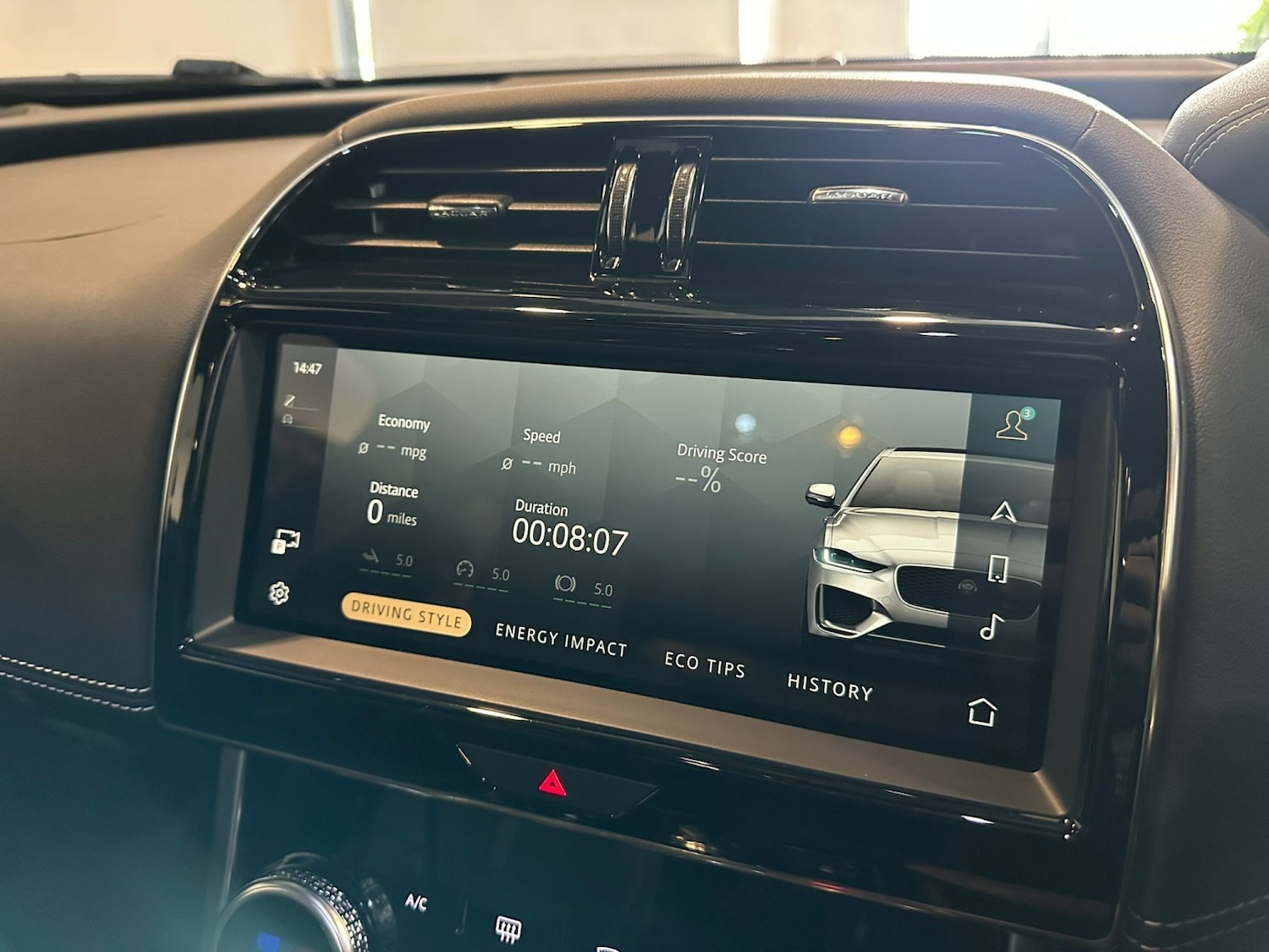 Used Jaguar XE 2023 for sale - 78182873: Photo 33