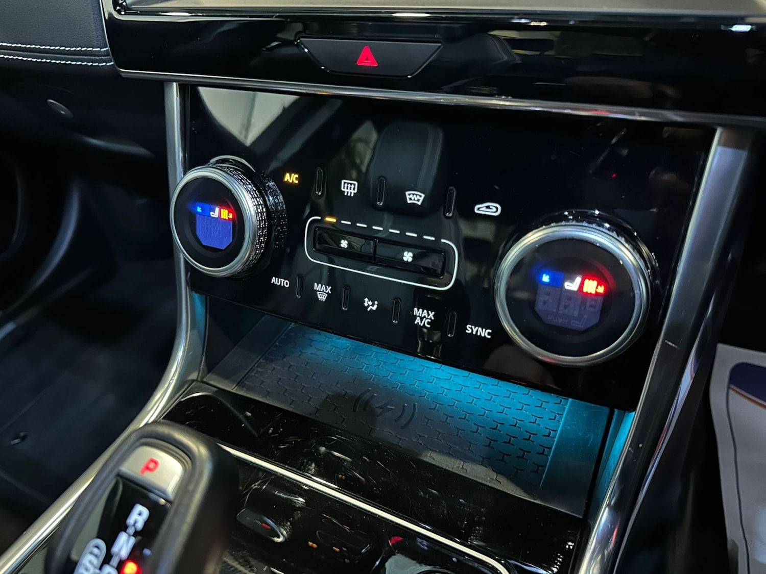 Used Jaguar XE 2023 for sale - 78182873: Photo 35