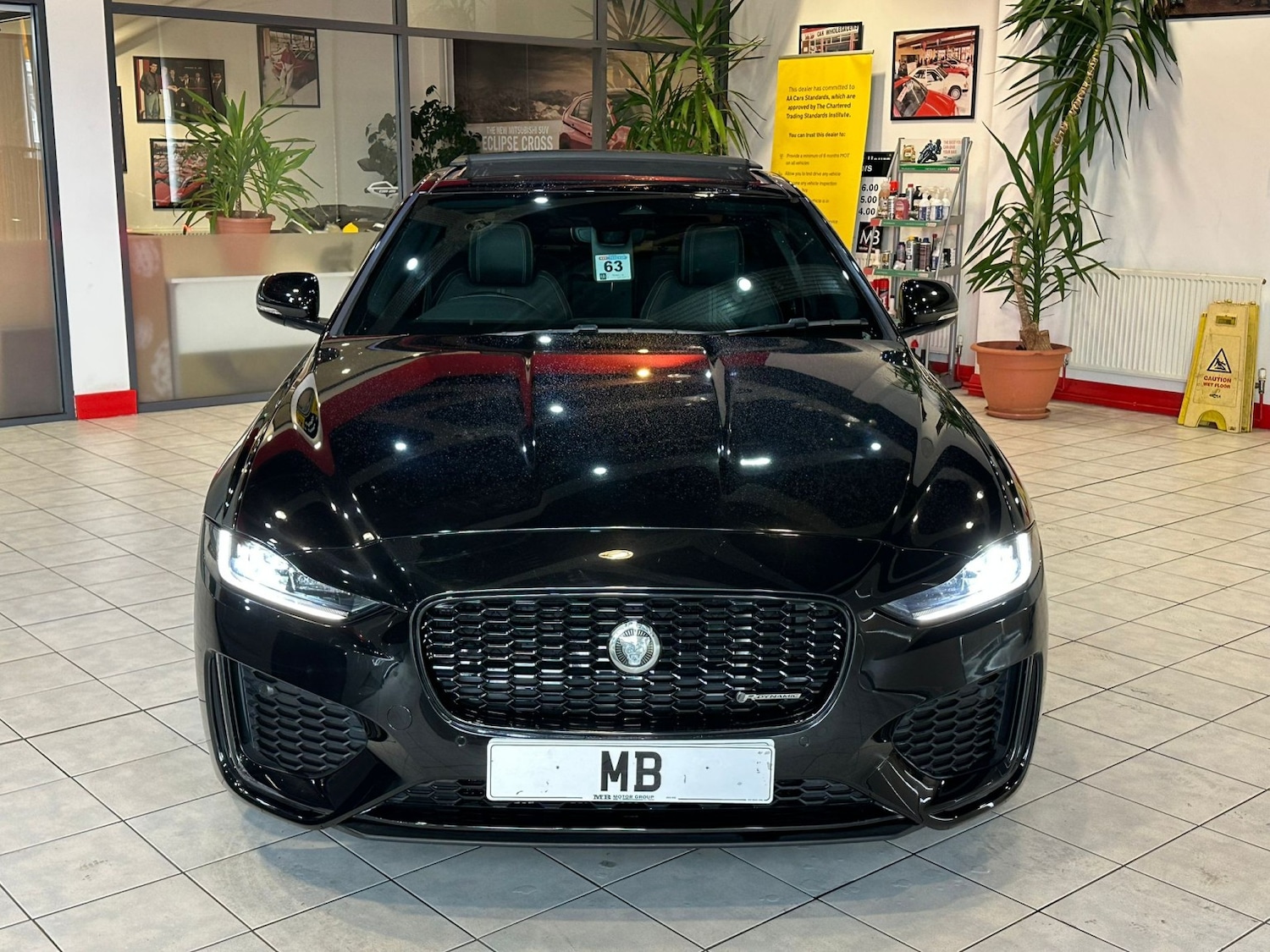 Used Jaguar XE 2023 for sale - 78182873: Photo 4