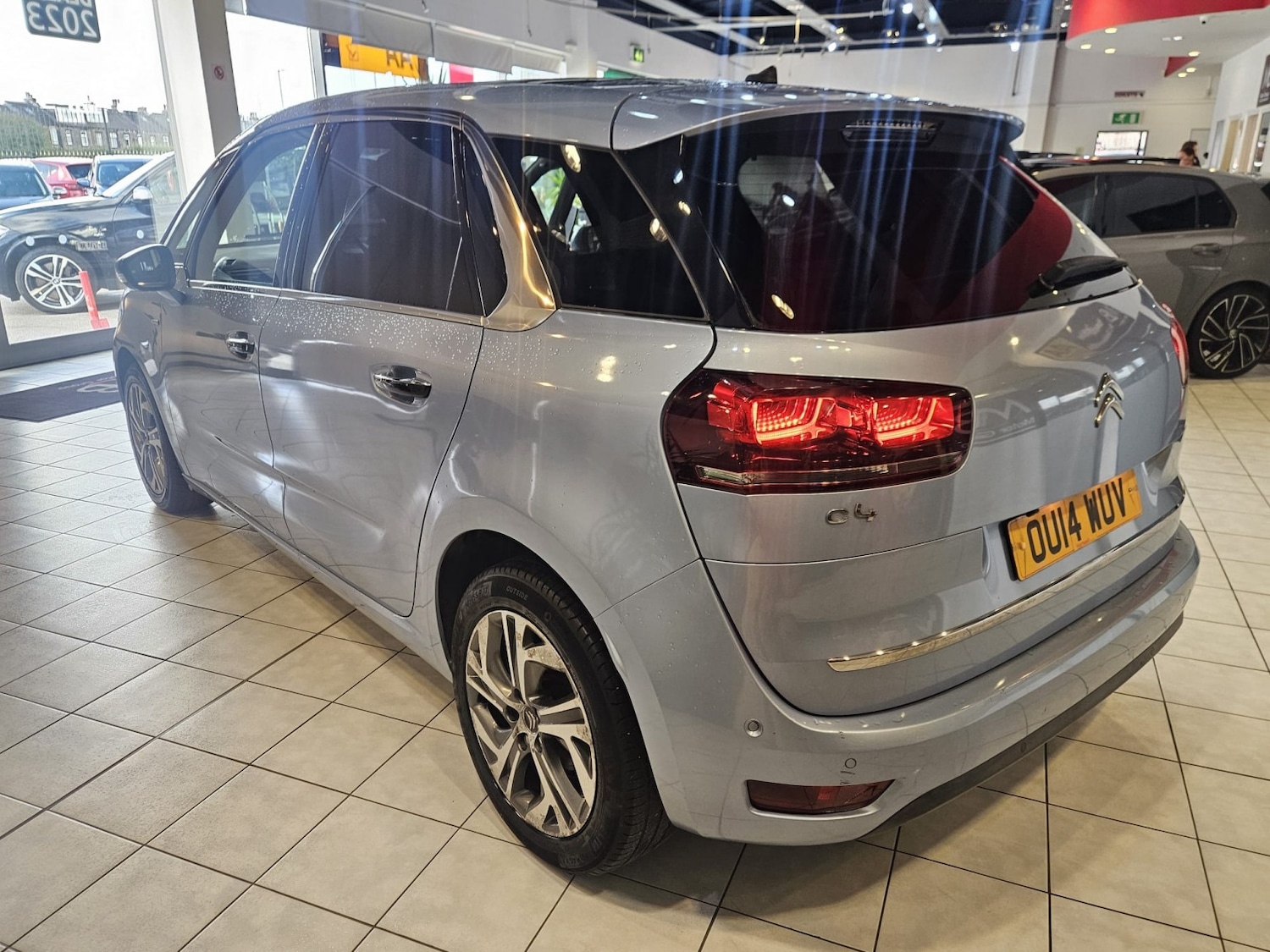 Used Citroen C4 Picasso 2014 for sale - 77084282: Photo 5