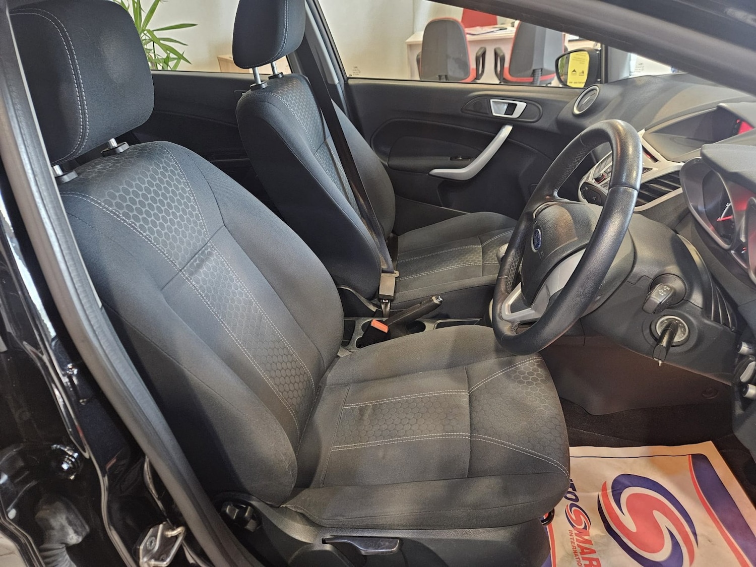 Used Ford Fiesta 2011 for sale - 76712475: Photo 11