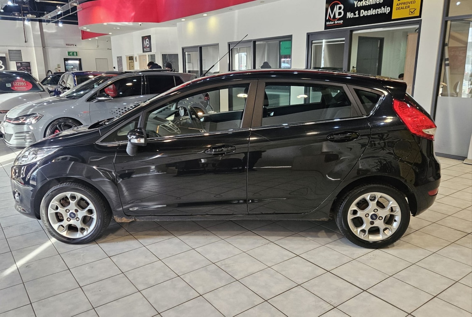 Used Ford Fiesta 2011 for sale - 76712475: Photo 4