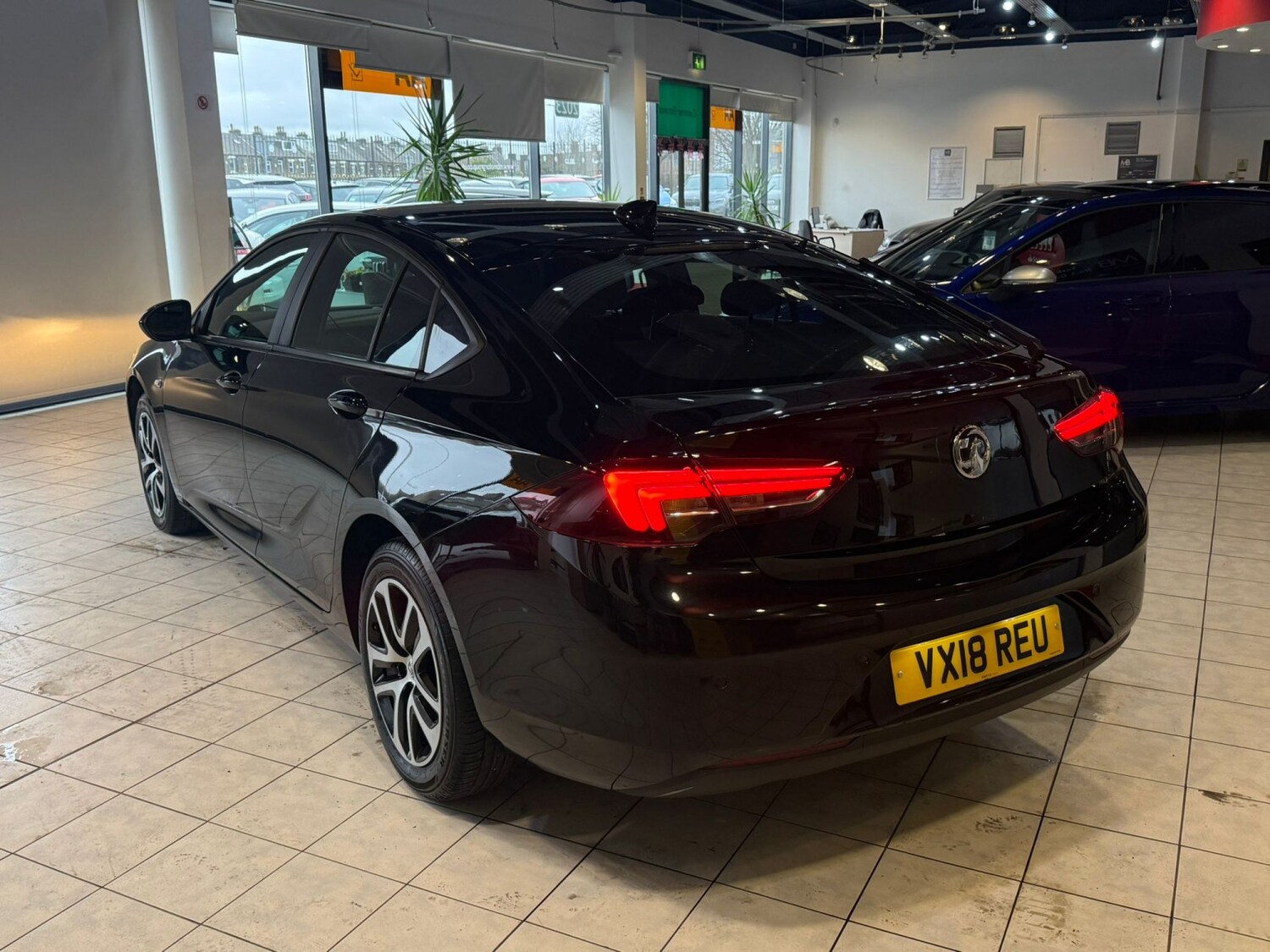 Used Vauxhall Insignia 2018 for sale - 77632414: Photo 10