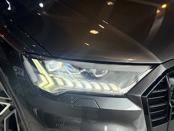 Used Audi Q7 2021 for sale - 79213552: Photo