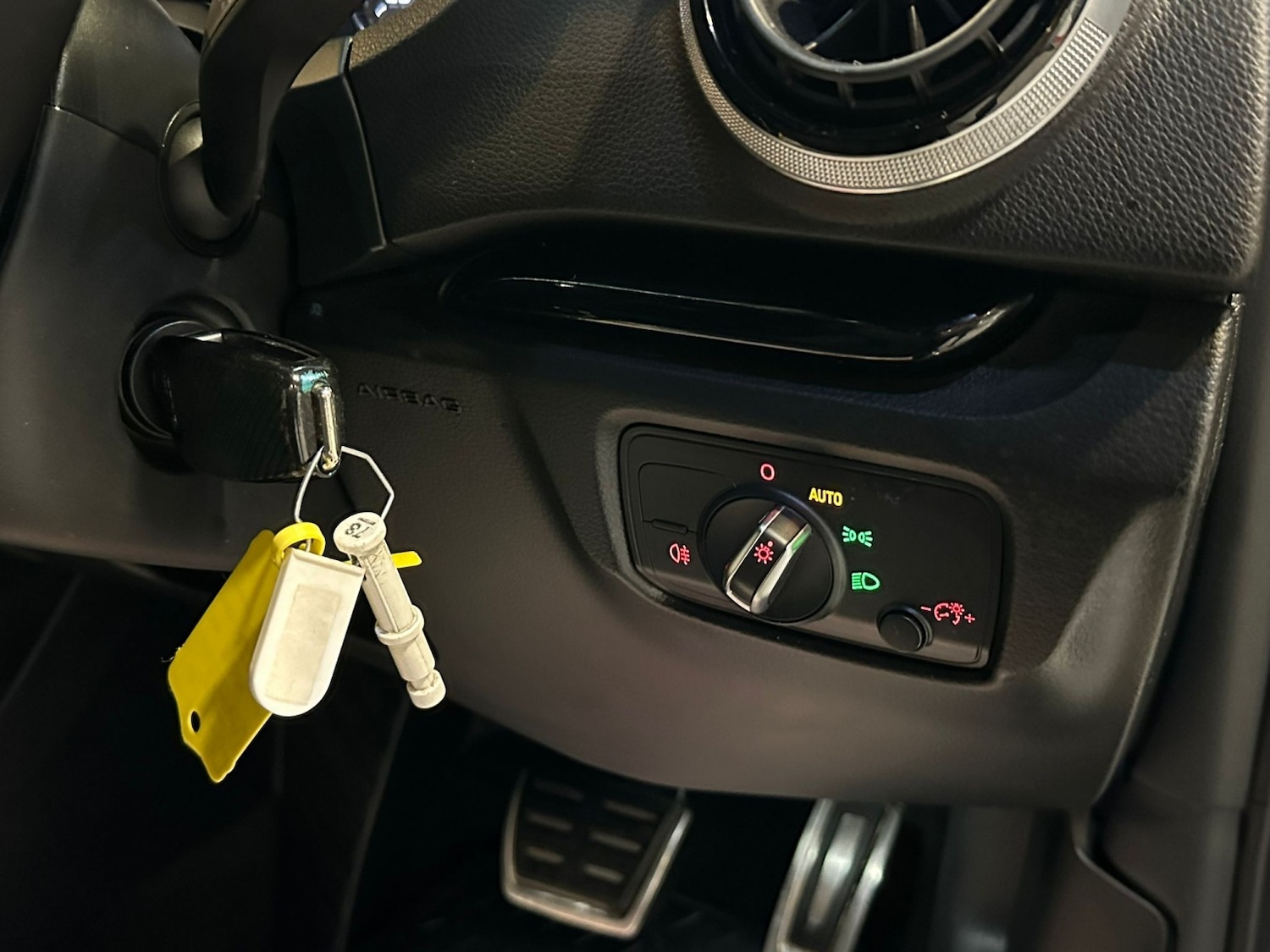 Used Audi A3 2015 for sale - 77053702: Photo 25