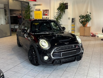 Used MINI Hatch 2018 for sale - 79507775: Photo