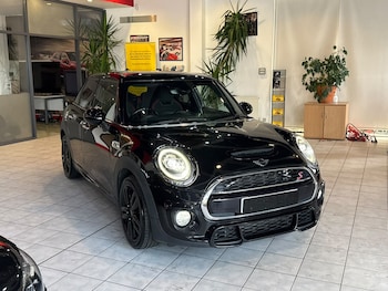 Used MINI Hatch 2018 for sale - 79507775: Photo