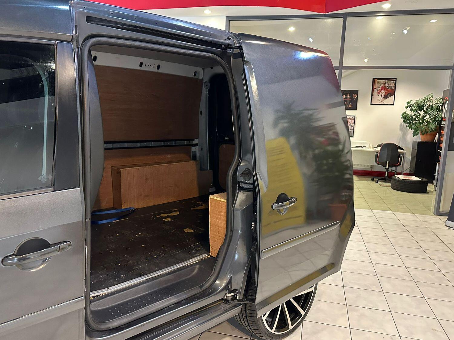 Used Volkswagen Caddy 2017 for sale - 77385356: Photo 11