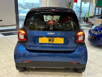 Used smart fortwo 2018 for sale - 77610029: Photo