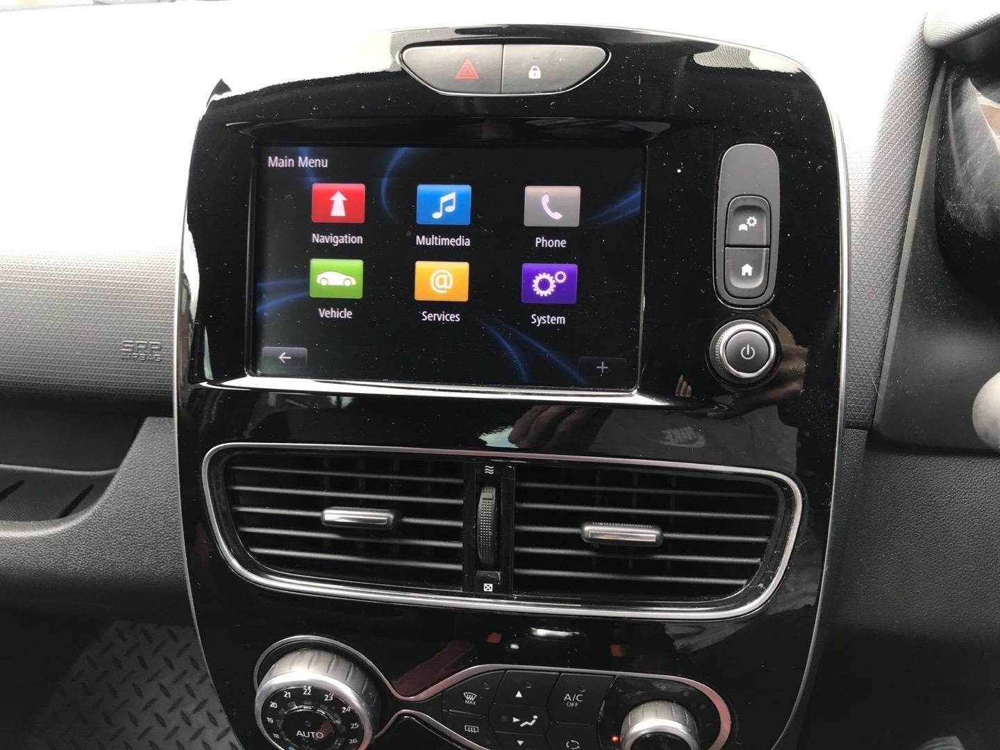 Used Renault Clio 2019 for sale - 77483669: Photo 20