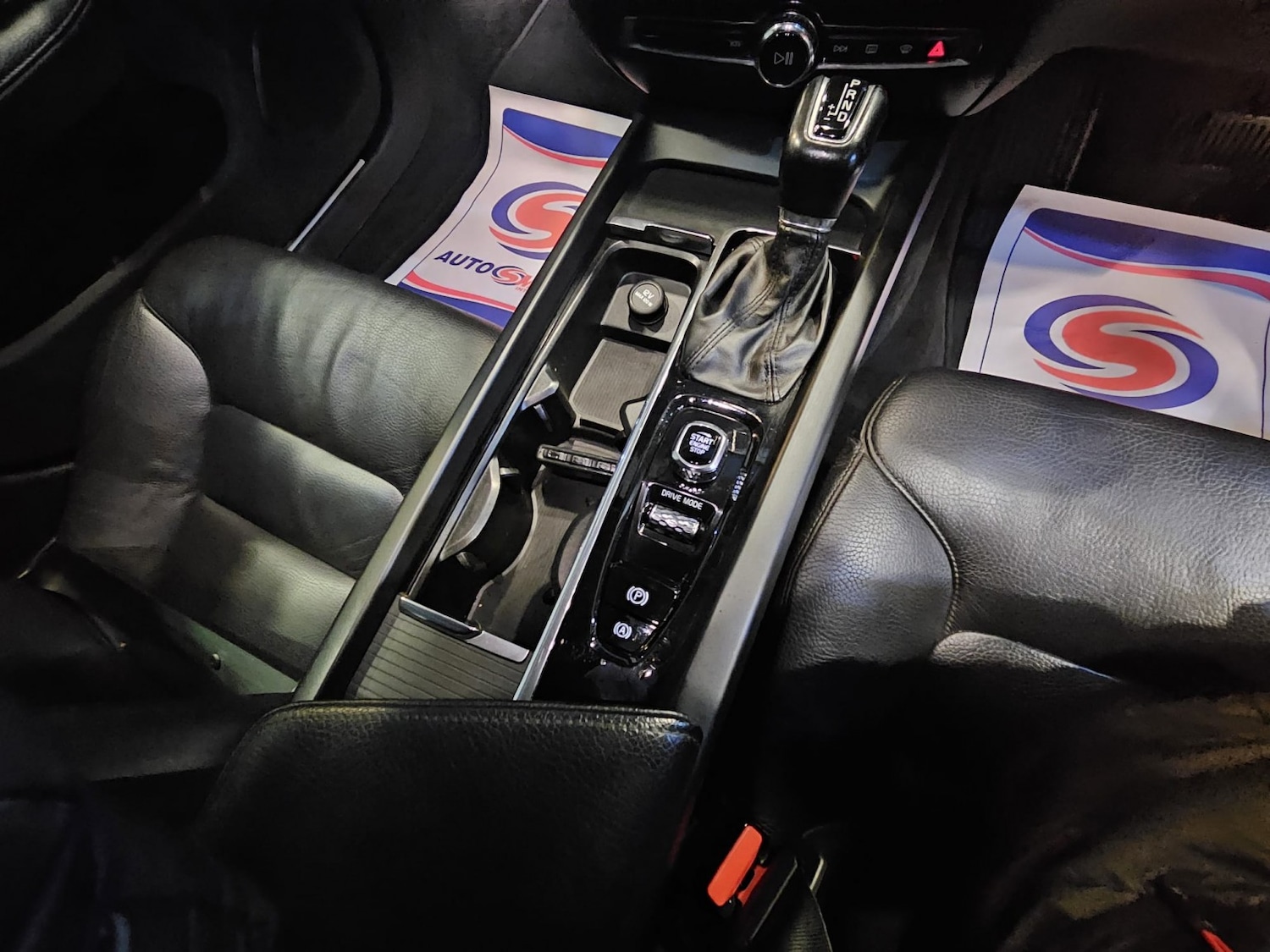 Used Volvo V60 2019 for sale - 76896895: Photo 13