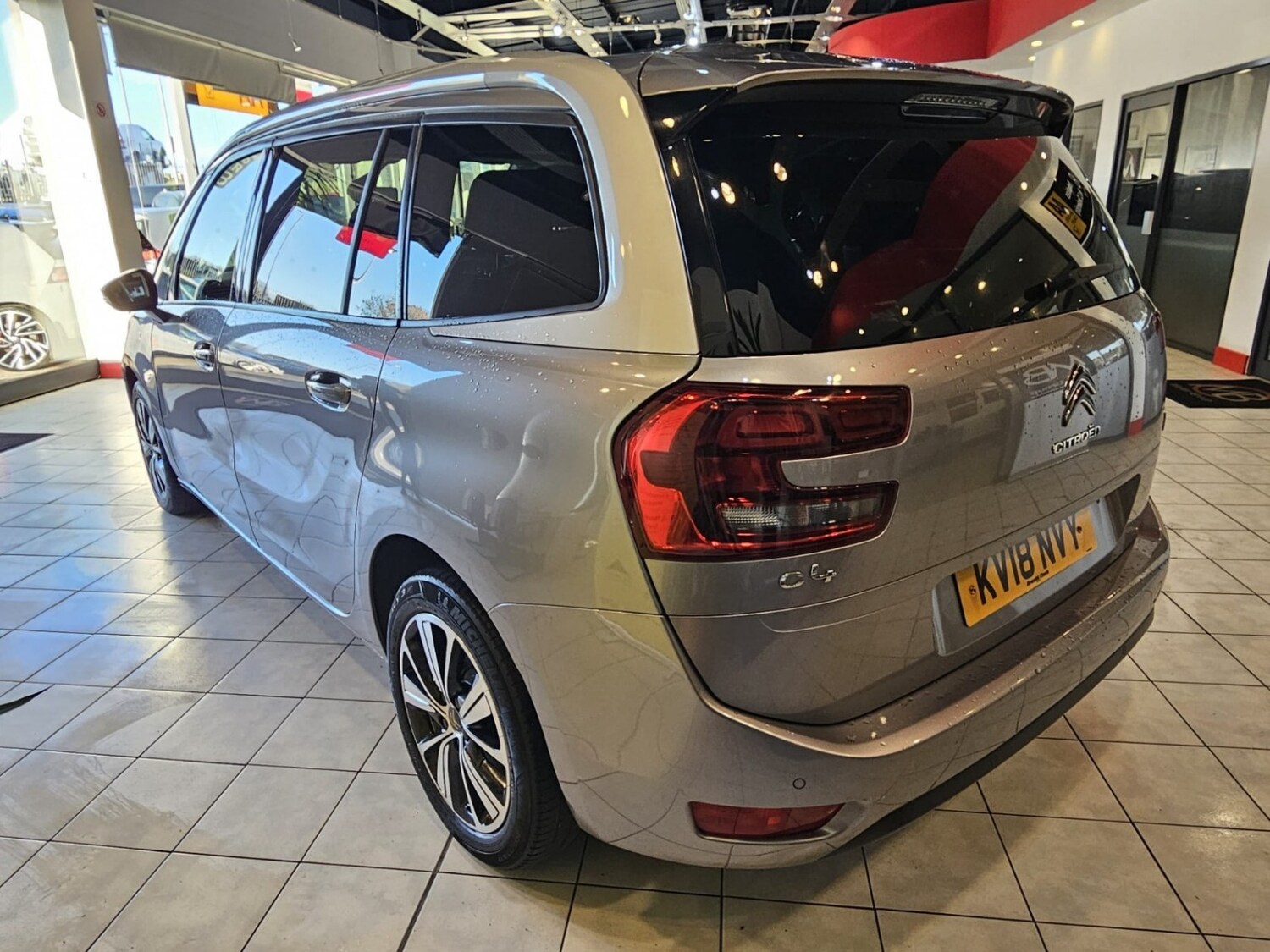 Used Citroen Grand C4 Picasso 2018 for sale - 77610021: Photo 6