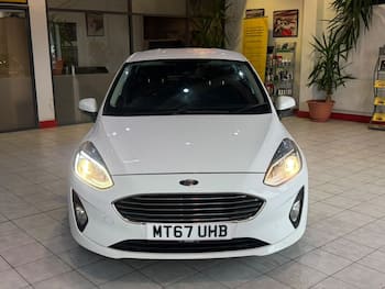 Used Ford Fiesta 2017 for sale - 79676345: Photo