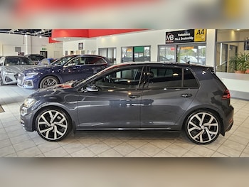 Used Volkswagen Golf 2019 for sale - 78565140: Photo