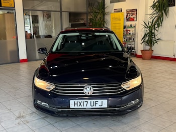Used Volkswagen Passat 2017 for sale - 79545437: Photo