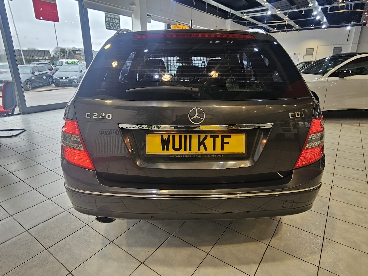 Used Mercedes-Benz C Class 2011 for sale - 77781726: Photo 4