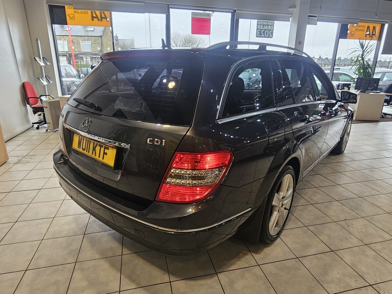 Used Mercedes-Benz C Class 2011 for sale - 77781726: Photo 7