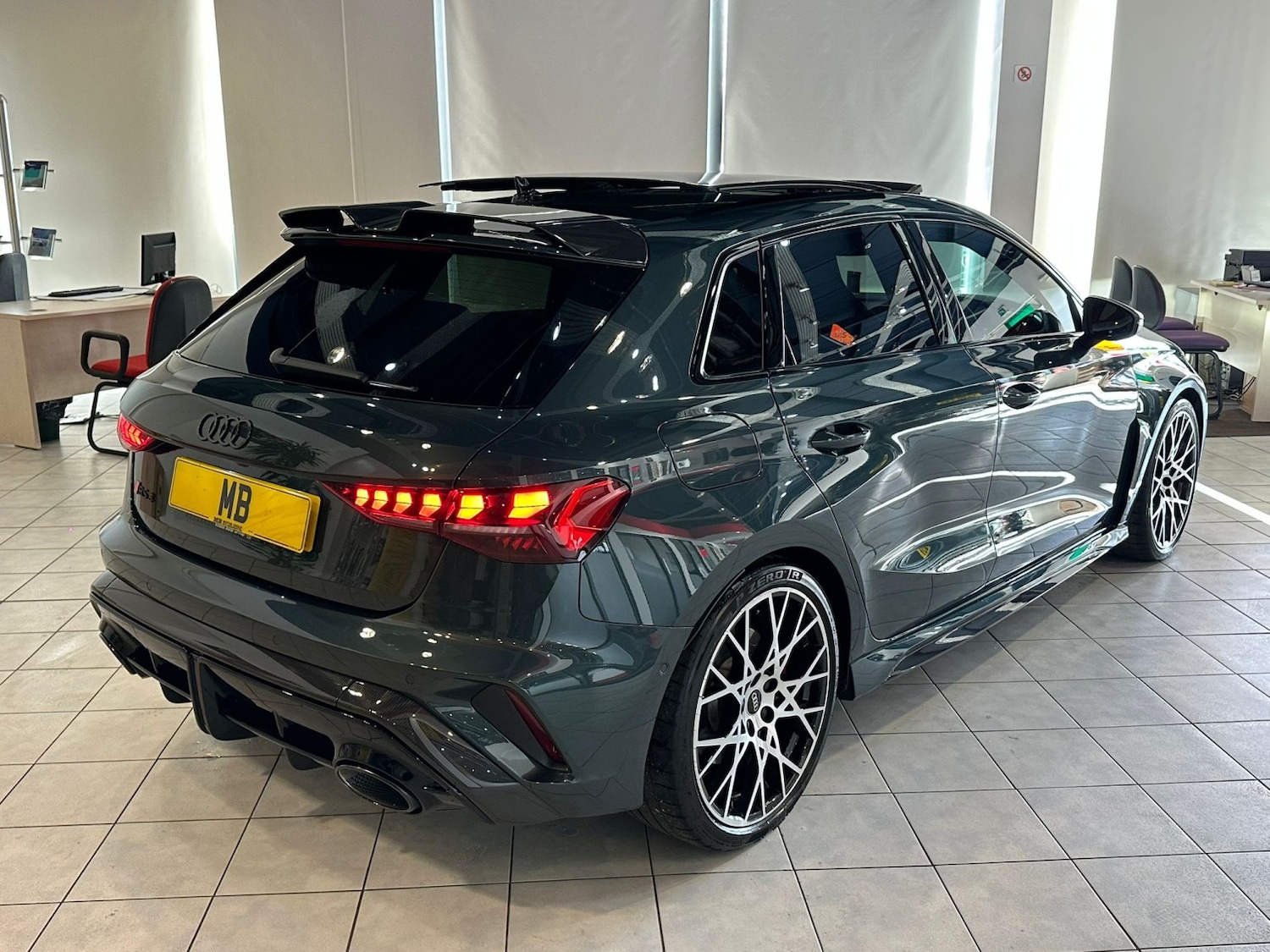 Used Audi RS3 2025 for sale - 78057112: Photo 8