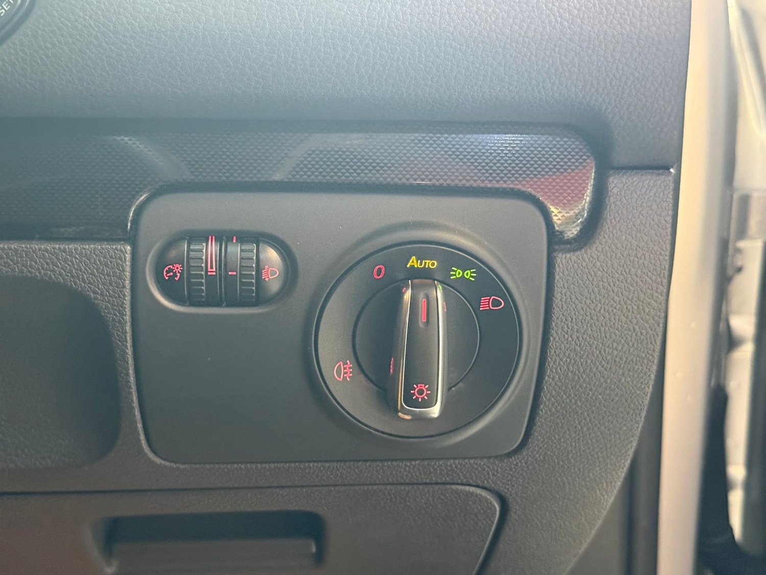 Used Volkswagen Golf 2009 for sale - 78018416: Photo 17