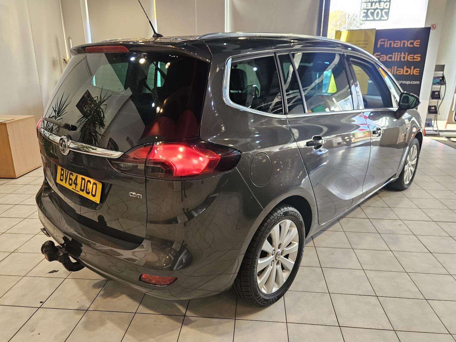 Used Vauxhall Zafira Tourer 2014 for sale - 76741388: Photo 9