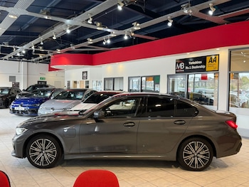 Used BMW 3 Series 2020 for sale - 78229122: Photo