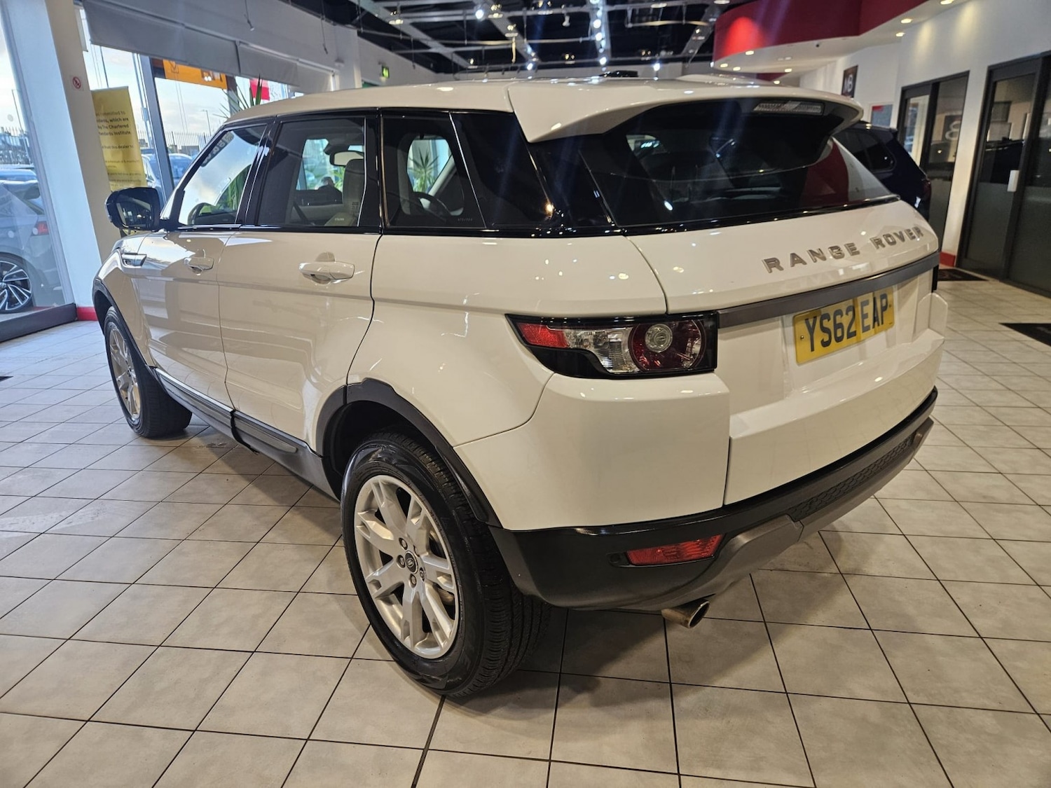 Used Land Rover Range Rover Evoque 2013 for sale - 77065652: Photo 4