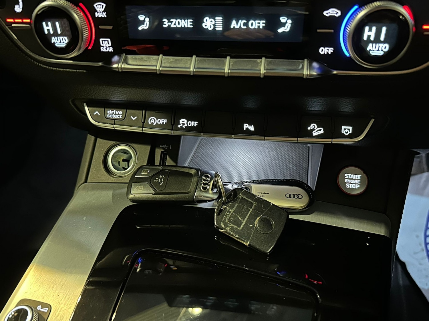 Used Audi SQ5 2023 for sale - 77478073: Photo 30