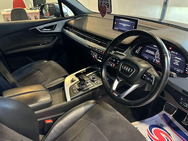 Used Audi SQ7 2018 for sale - 76230992: Photo 12