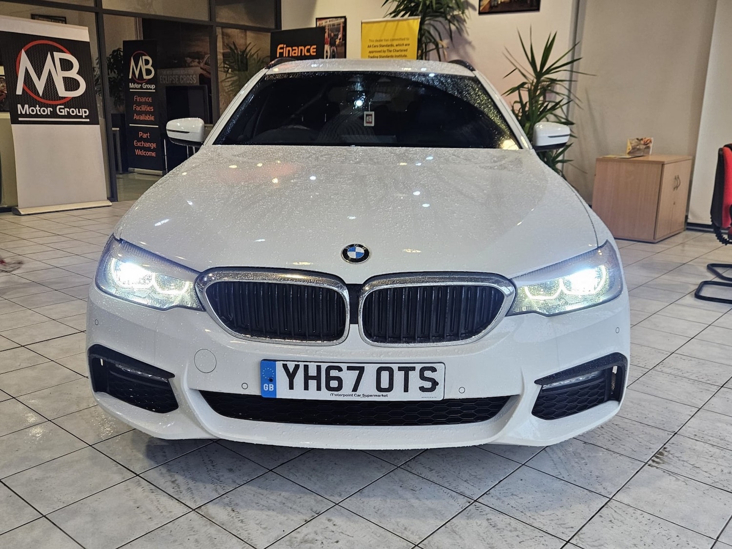 Used BMW 5 Series 2017 for sale - 77289139: Photo 2