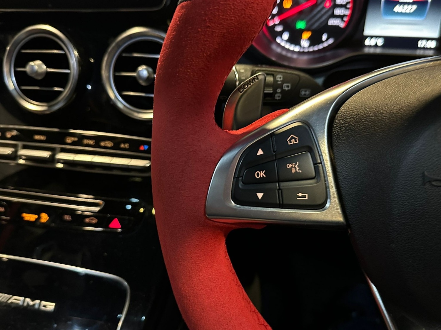 Used Mercedes-Benz GLC 2018 for sale - 77622397: Photo 26