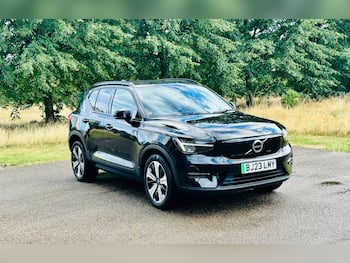 Used Volvo XC40 2023 for sale - 79564461: Photo