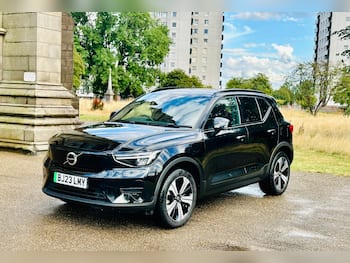 Used Volvo XC40 2023 for sale - 79564461: Photo
