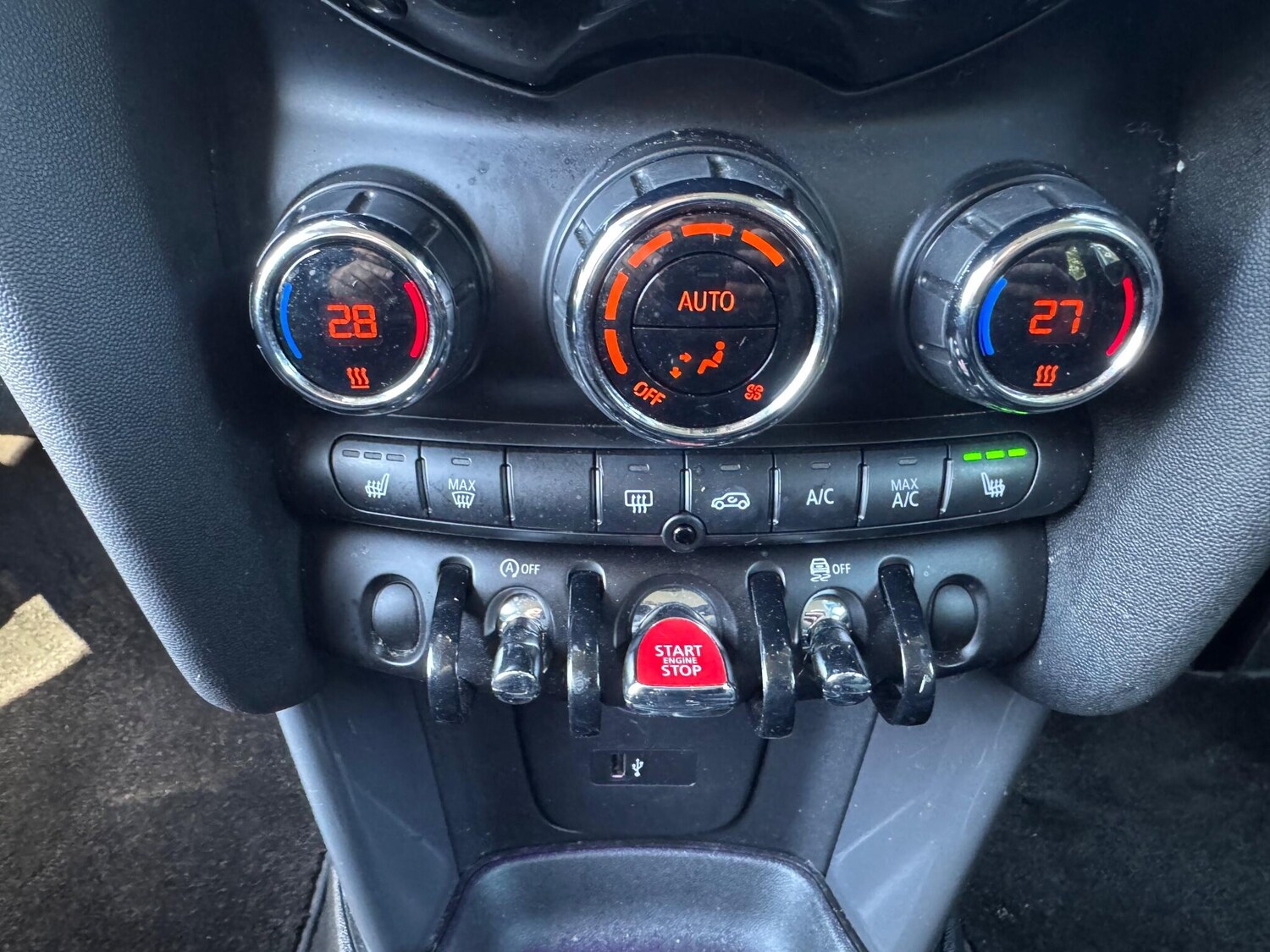 Used MINI Hatch 2019 for sale - 76935792: Photo 20