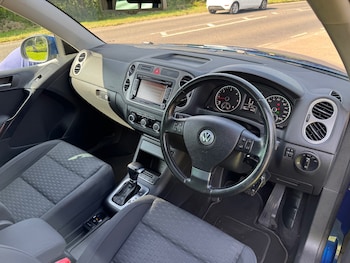 Used Volkswagen Tiguan 2010 for sale - 75526464: Photo