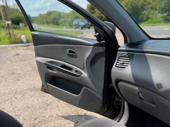 Used Kia Rio 2009 for sale - 74915003: Photo