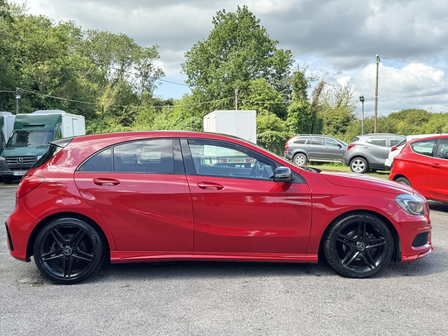 Used Mercedes-Benz A-Class 2013 for sale - 76942662: Photo 12