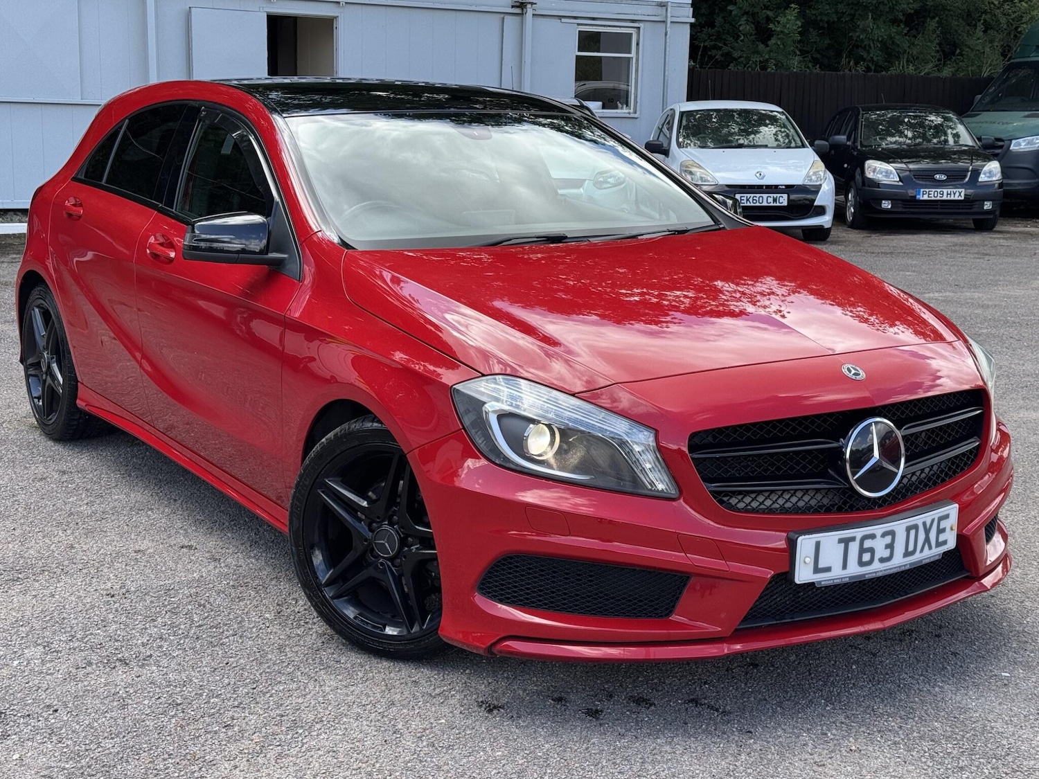 Used Mercedes-Benz A-Class 2013 for sale - 76942662: Photo 8