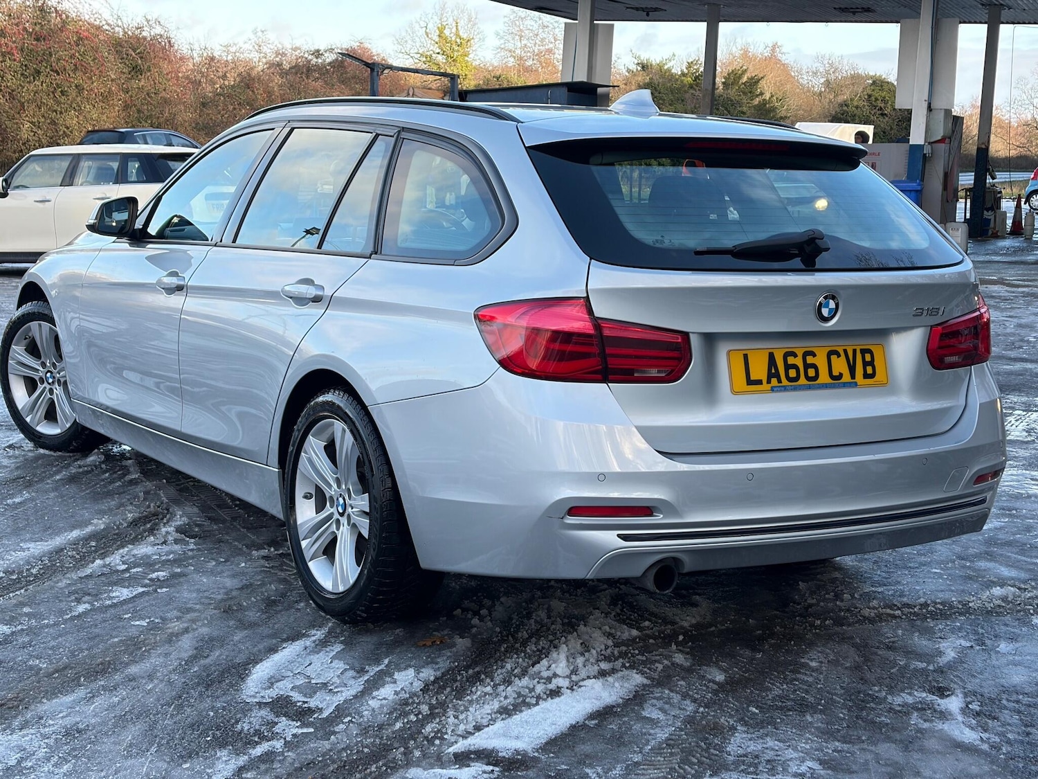 Used BMW 3 Series 2017 for sale - 77131246: Photo 4