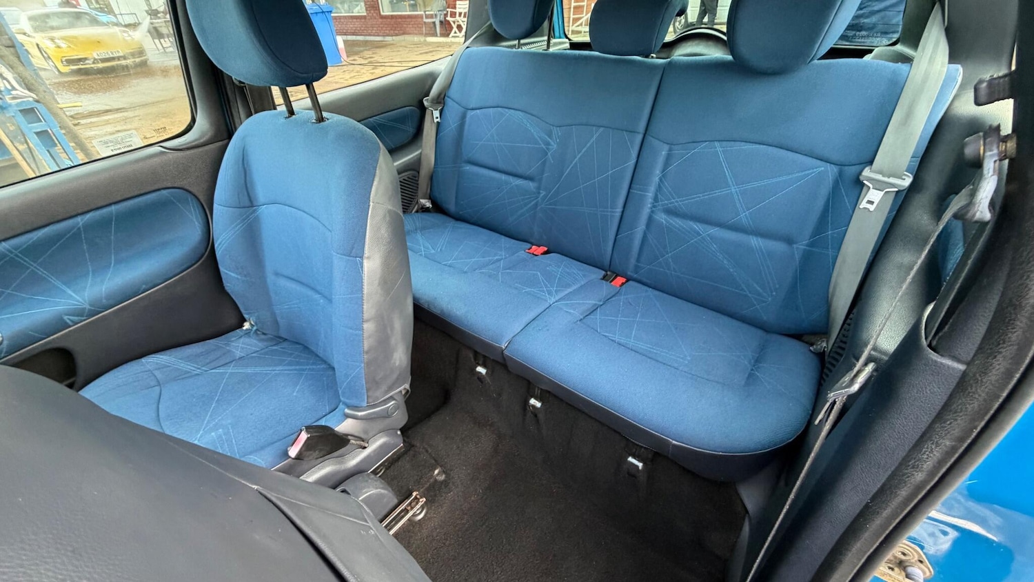 Used Renault Clio 2003 for sale - 77163438: Photo 10