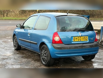 Used Renault Clio 2003 for sale - 77163438: Photo