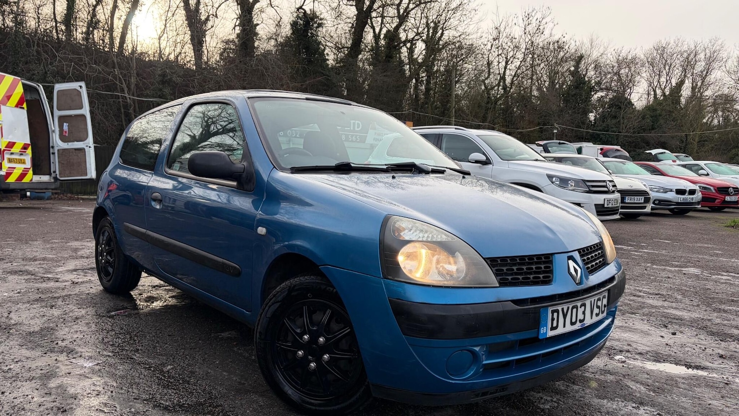Used Renault Clio 2003 for sale - 77163438: Photo 3