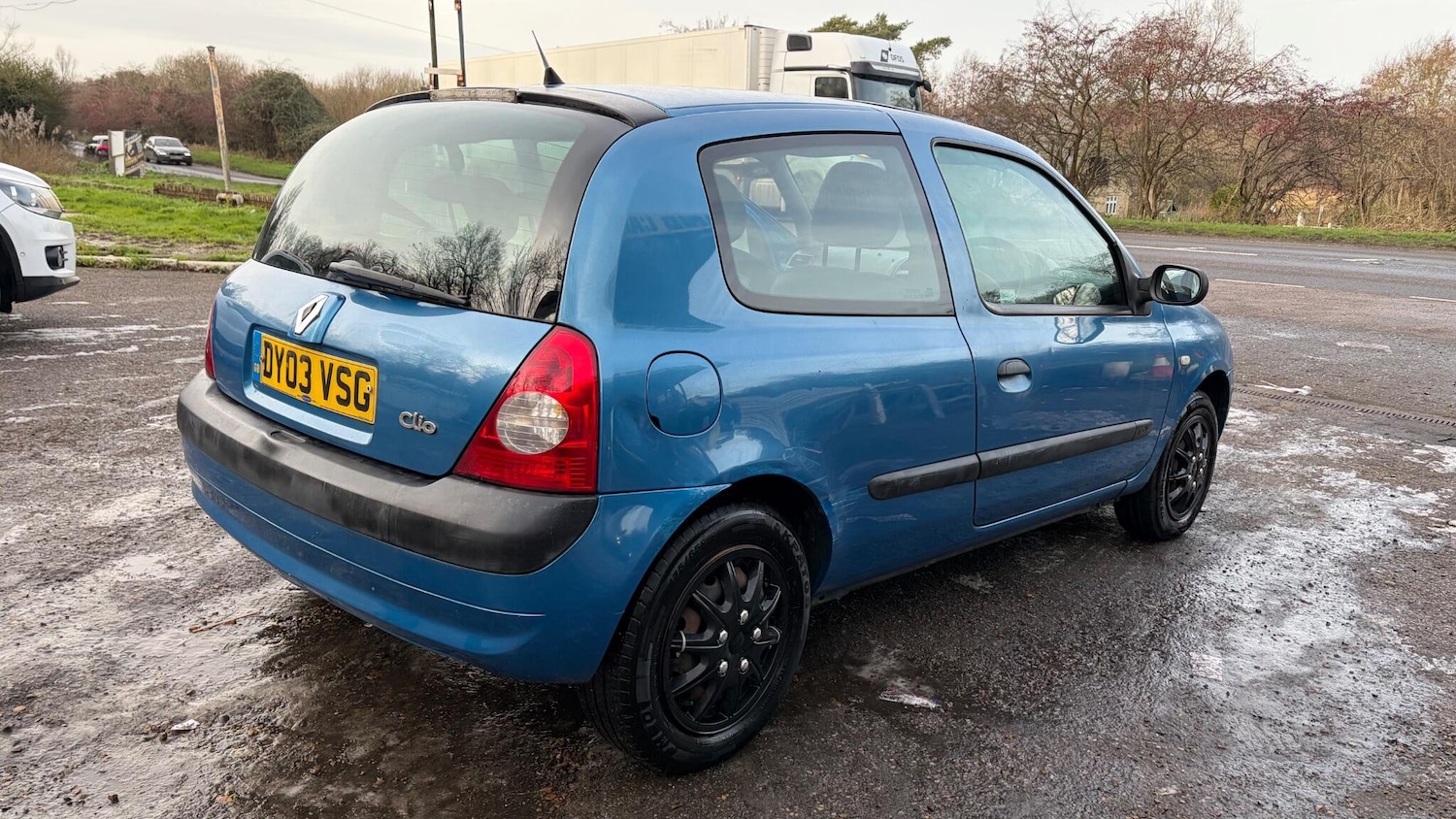 Used Renault Clio 2003 for sale - 77163438: Photo 4