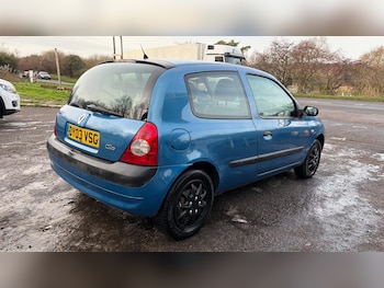 Used Renault Clio 2003 for sale - 77163438: Photo
