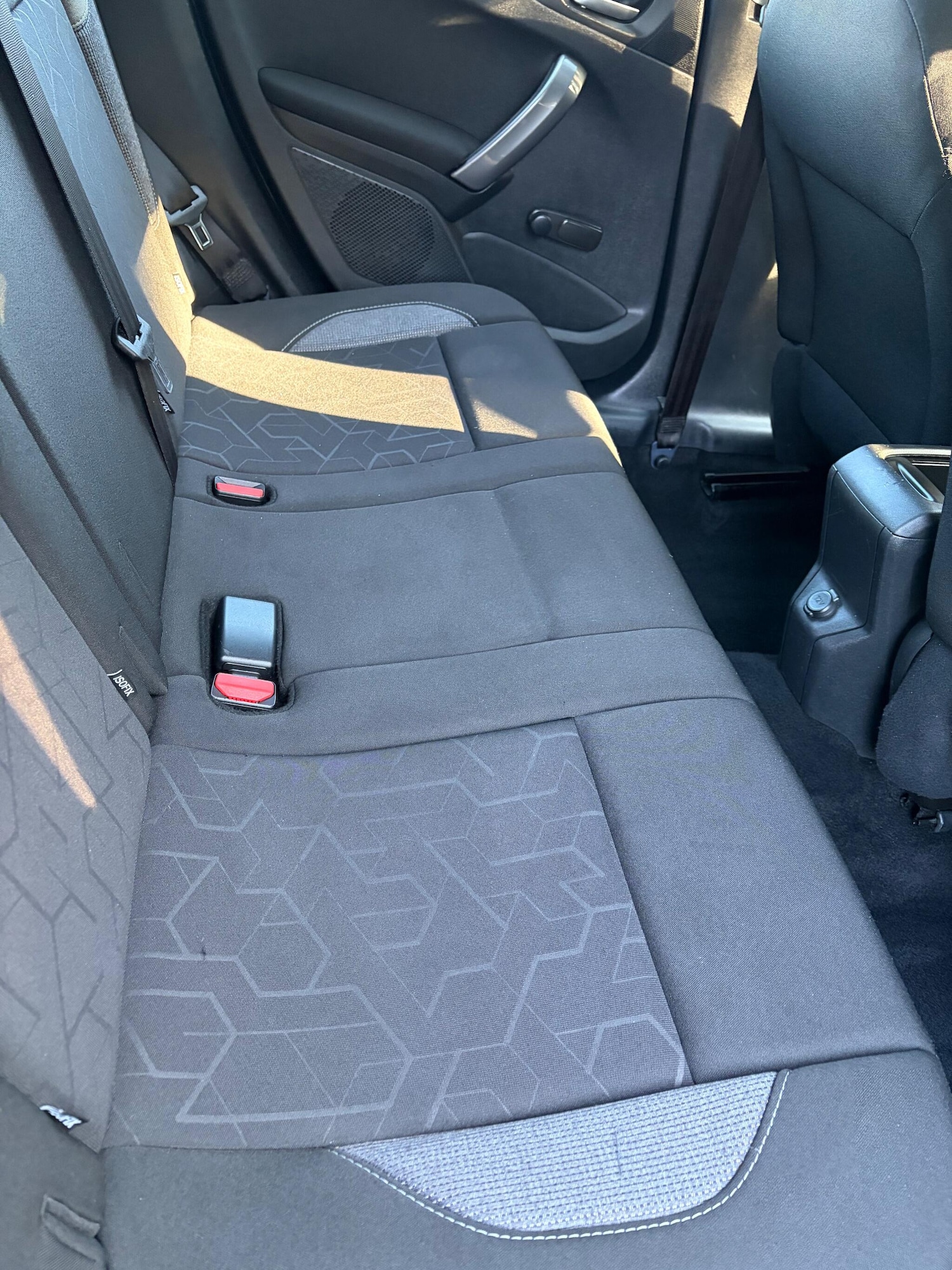 Used Peugeot 2008 2017 for sale - 76925976: Photo 17