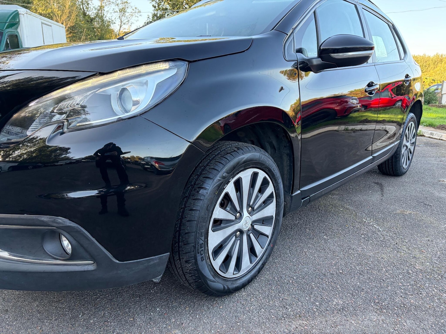 Used Peugeot 2008 2017 for sale - 76925976: Photo 20