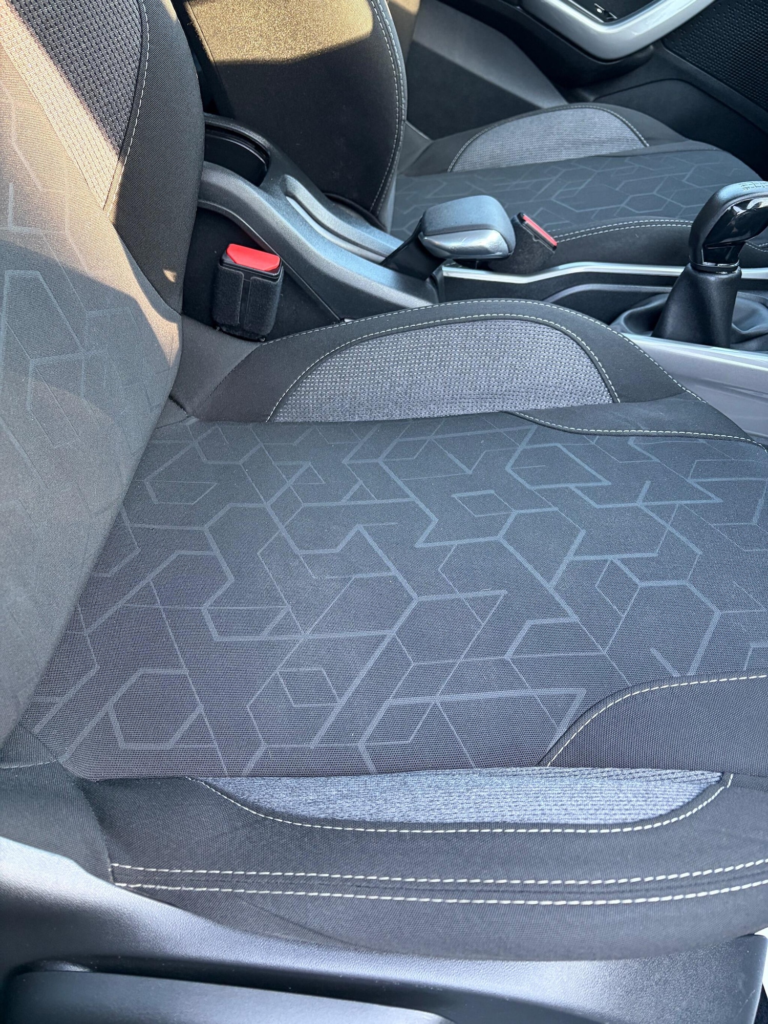 Used Peugeot 2008 2017 for sale - 76925976: Photo 31