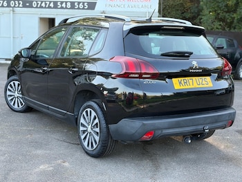 Used Peugeot 2008 2017 for sale - 76925976: Photo