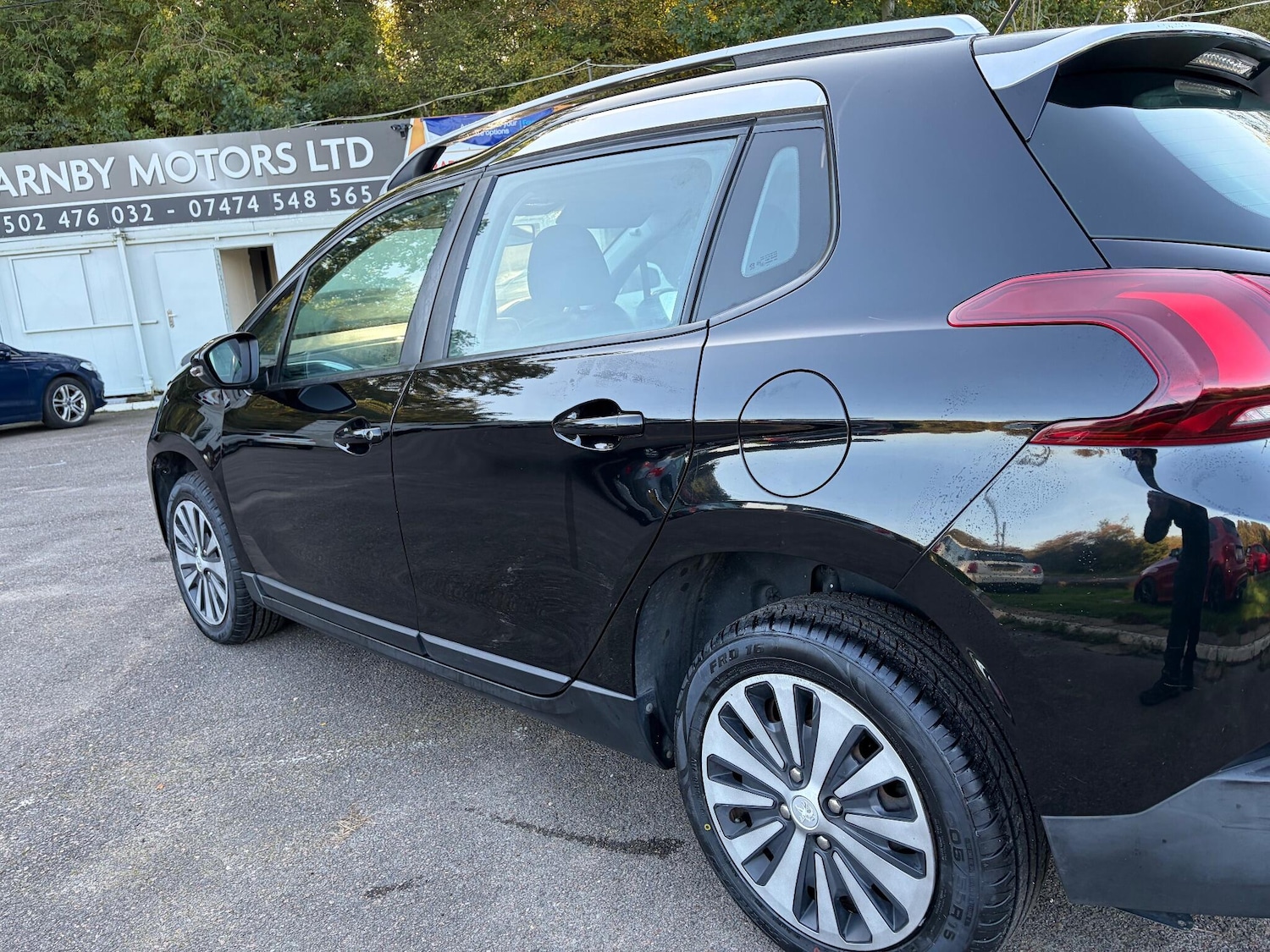 Used Peugeot 2008 2017 for sale - 76925976: Photo 9